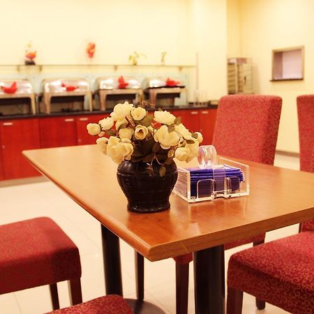 Hanting Hotel Heifei Guo Gou Square Hefei Exteriör bild